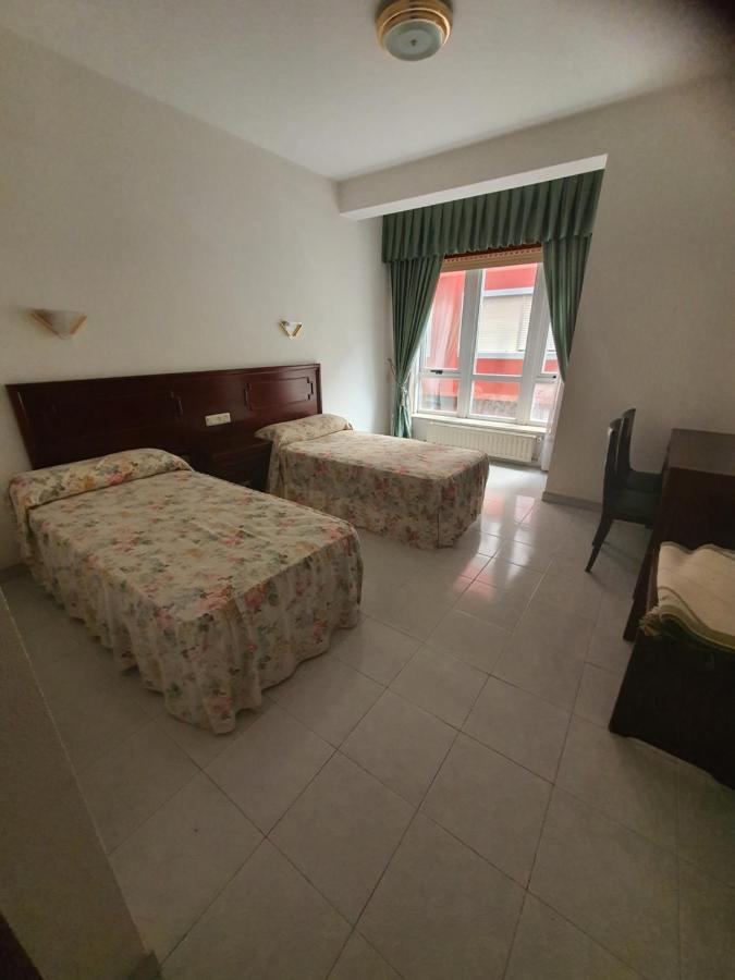 Flor De Loto Hotel Ordes Екстериор снимка